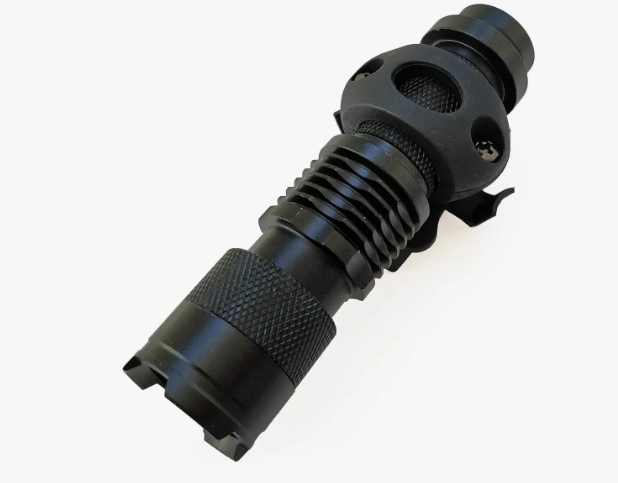 Linterna Táctica + Base Casco Militar Con Riel Luz Led Zoom
