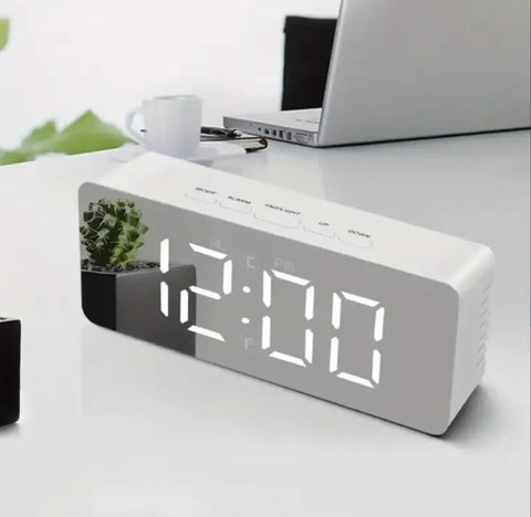Reloj Despertador Digital Alarma Temperatura Fecha